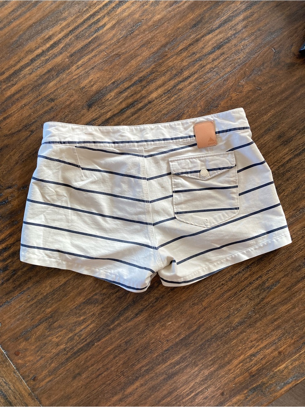 Burton Sheawater 2015 Low Rise Striped Board Shorts Surf Coconut Girl